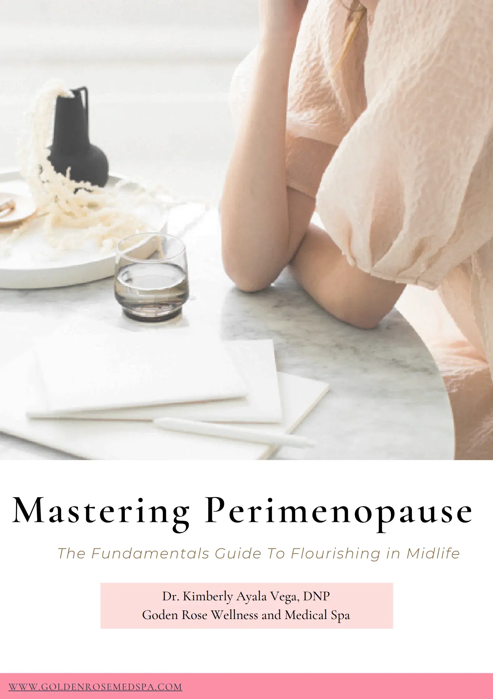 Portada del ebook Mastering Perimenopause