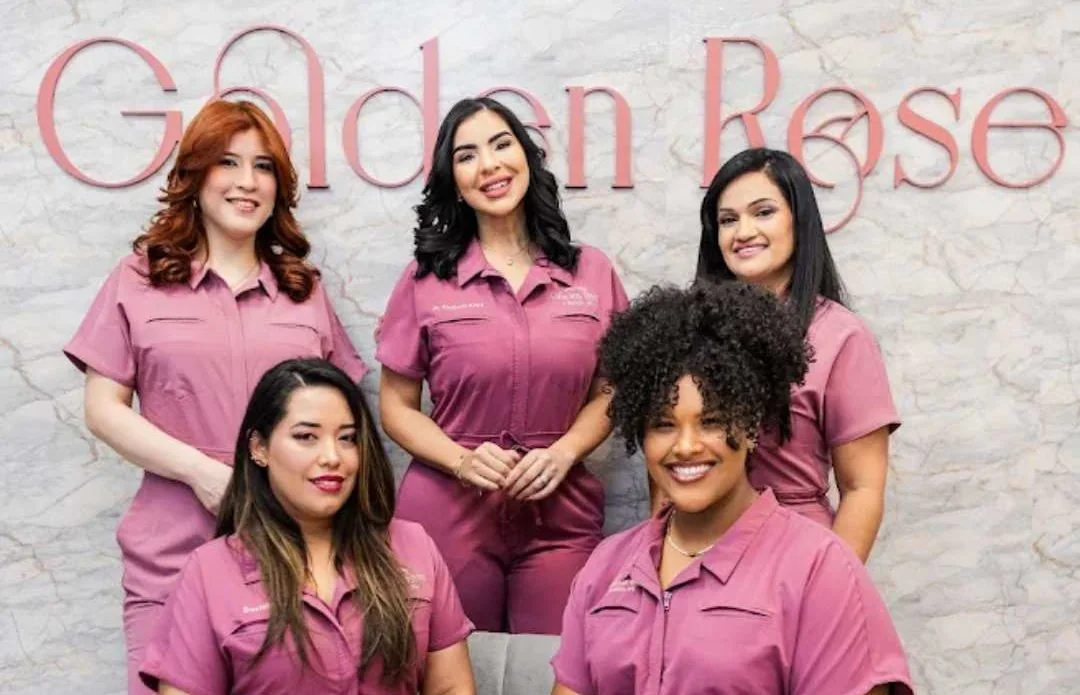 El equipo de Golden Rose Wellness & Medical Spa en la clínica de Apopka